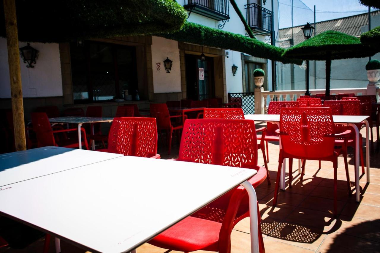 Hostal Restaurante El Paso Байлен Экстерьер фото